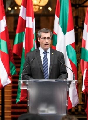 Olano, durante el acto celebrado ayer en San Sebastián. ::
M. FRAILE