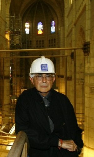 Ruiz-Valdepeñas visitó ayer la catedral de Santa María. ::
J. ANDRADE