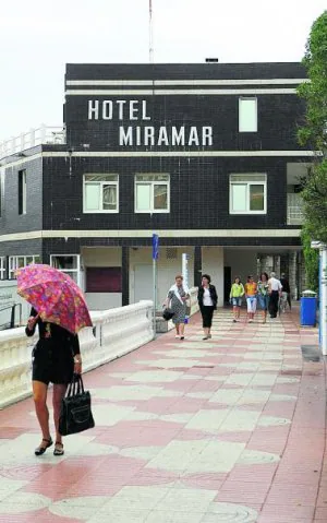 El hotel Miramar se ubica en el paseo de la playa. ::                             PEDRO URRESTI