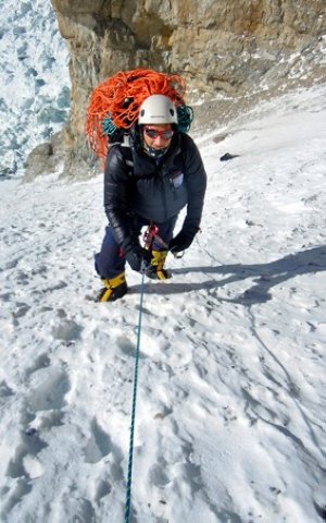 Txikon espera alcanzar hoy la cima del Gasherbrum I. ::                             ABC TEAM