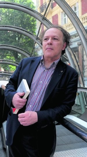 Javier Marías.::                             FERNÁNDO GÓMEZ