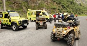 Efectivos de socorro desplegados en las operaciones de búsqueda. /L. Calabor