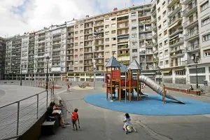 Tres de cada cuatro inmuebles de Euskadi han sido construidos antes de 1980. ::                         EL CORREO