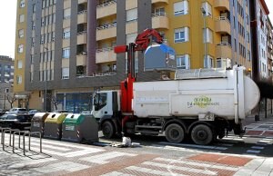 Las discrepancias entre el Ayuntamiento y la UTE sobre la calidad del servicio de limpieza han sido constantes en los últimos cinco años. /Avelino Gómez