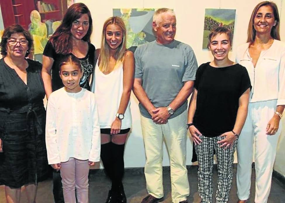 Isabel Rábago, Mª San Segundo, Nuria Barja, María Barja, Ángel Losada, Rocío Fanjul y Nuria Sáez.