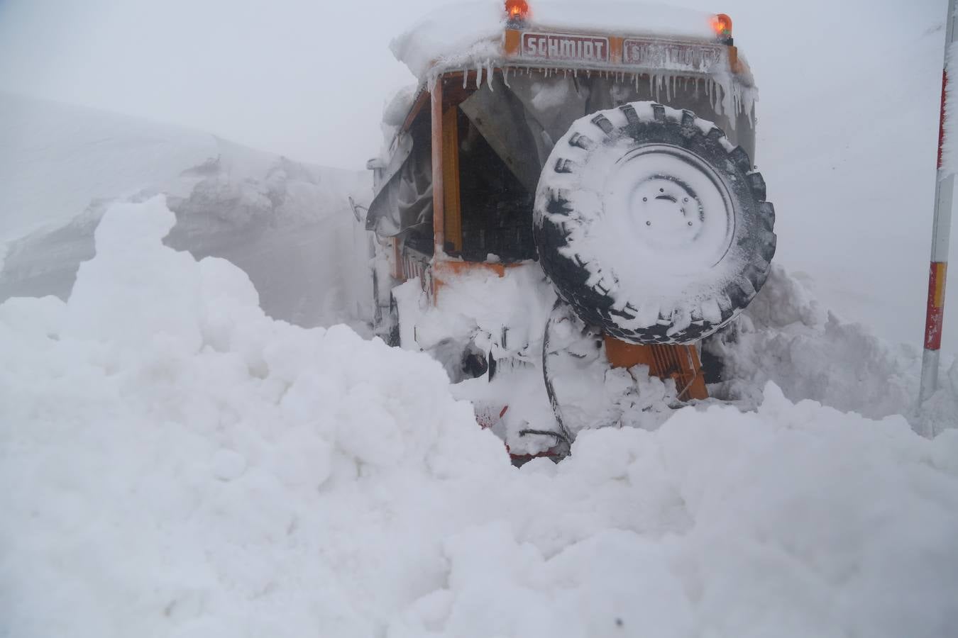 Cuatro metros de nieve en el Escudo