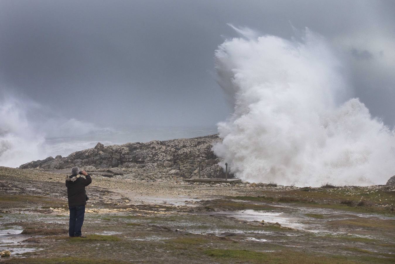 Temporal en la Virgen del Mar