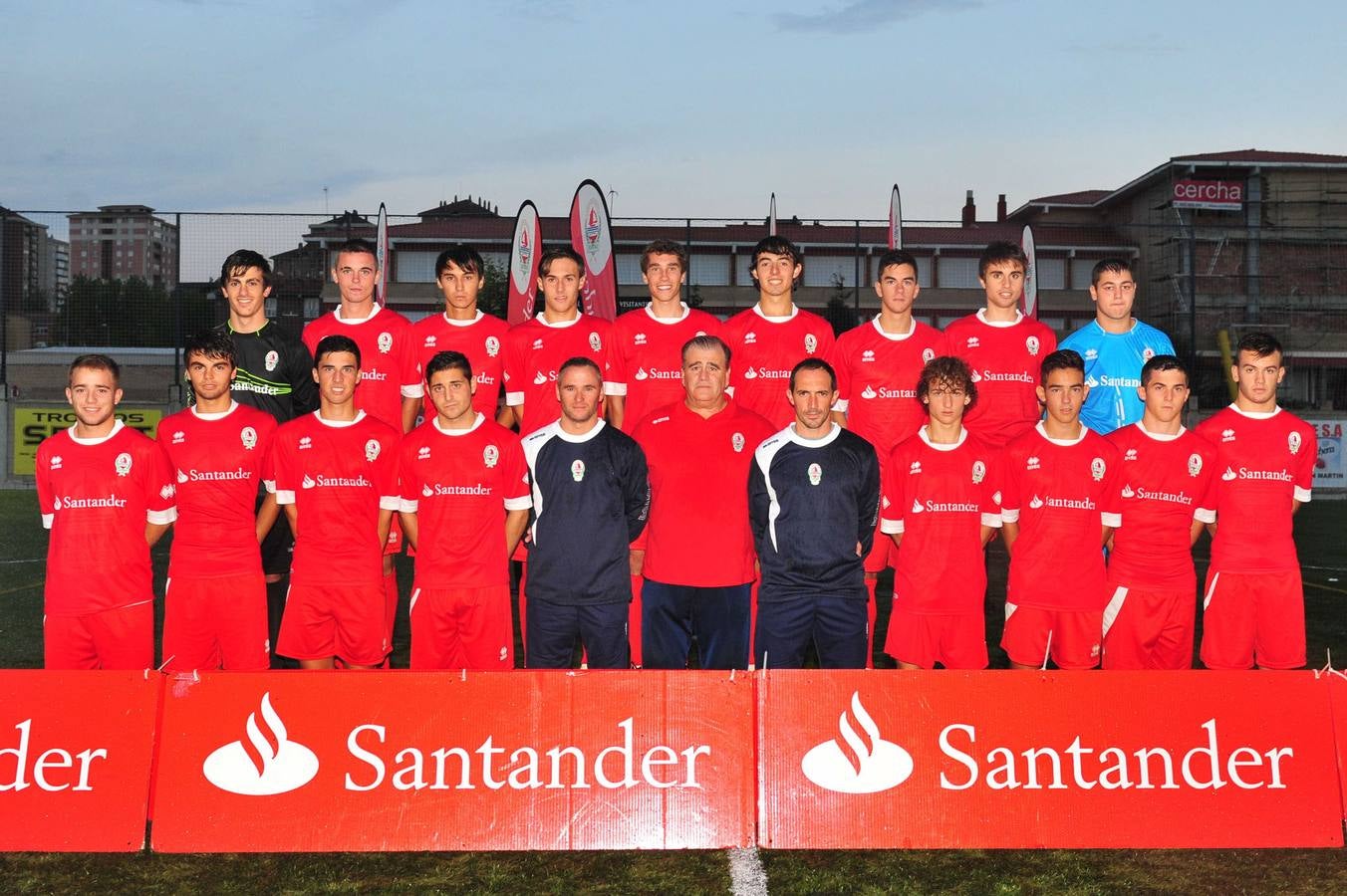 Pedro Munitis entrenador del equipo de fútbol del Bansander