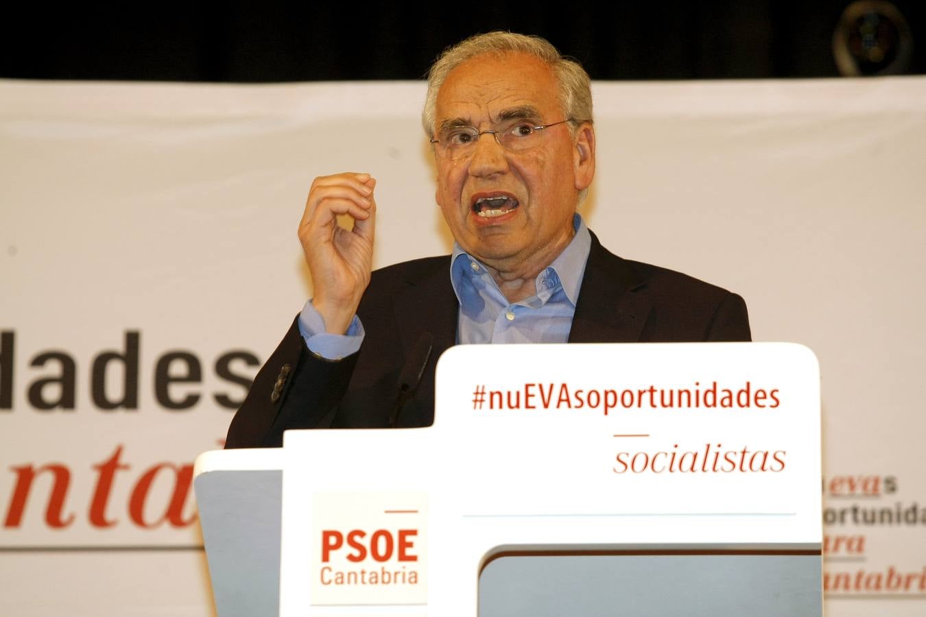 Mitin de Alfonso Guerra en Torrelavega