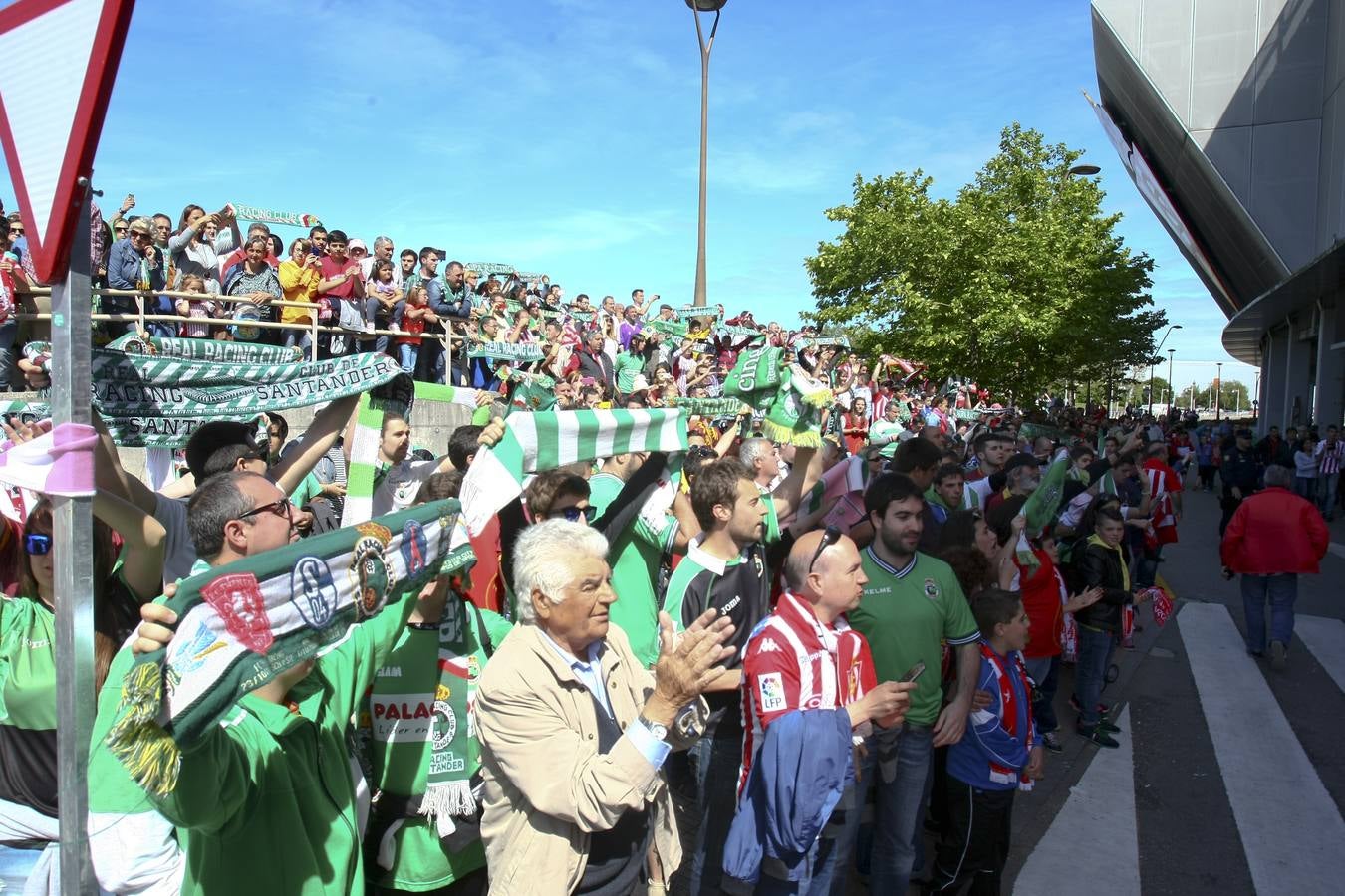 Emotivo recuerdo a Manolo Preciado en Gijón