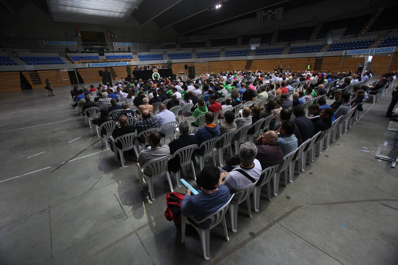 Junta de Accionistas del Racing (II)