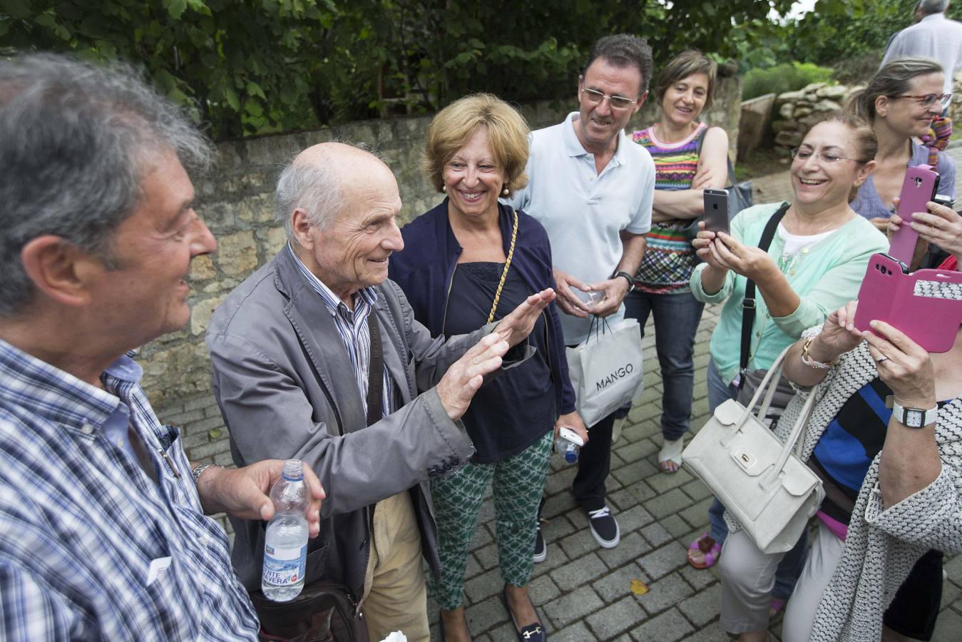 Una multitud arropa a Antonio Lopez en &#039;Robayera&#039;