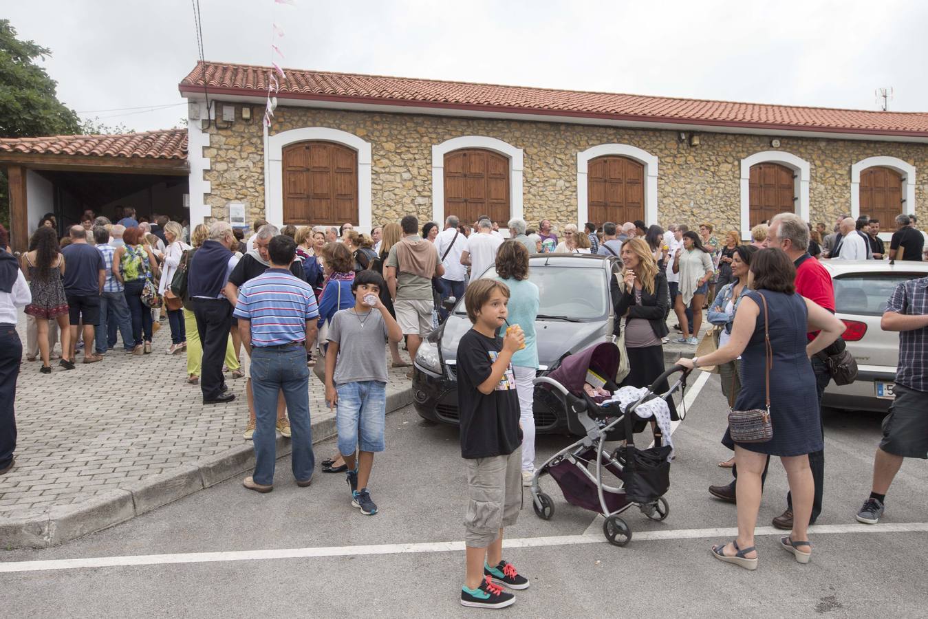 Una multitud arropa a Antonio Lopez en &#039;Robayera&#039;