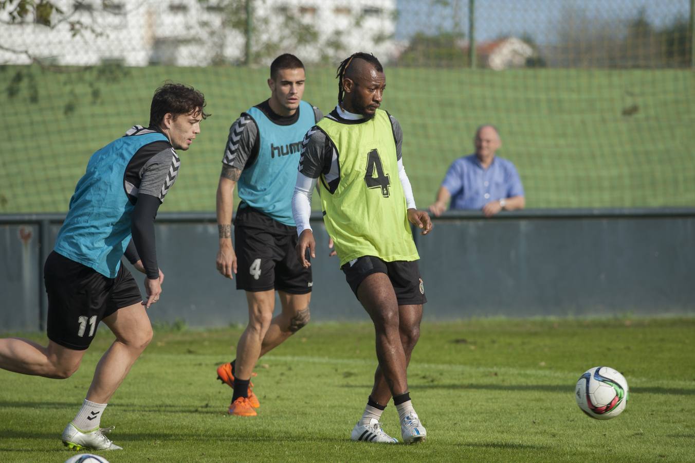 Tchité ya entrena con el Racing