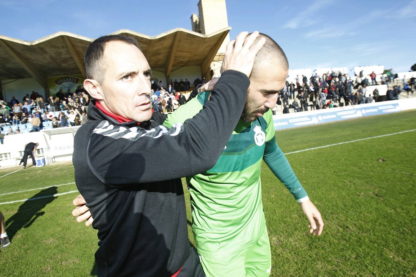 El Racing se hace fuerte