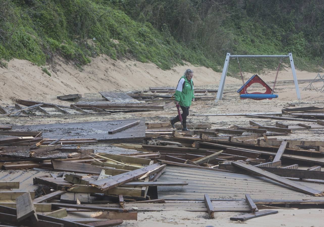 Santander se despierta tras el temporal