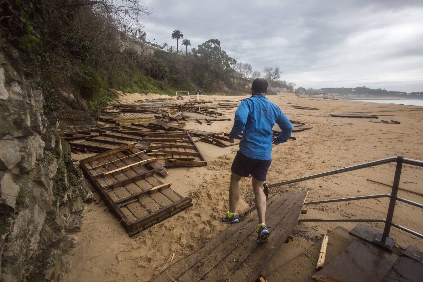 Santander se despierta tras el temporal