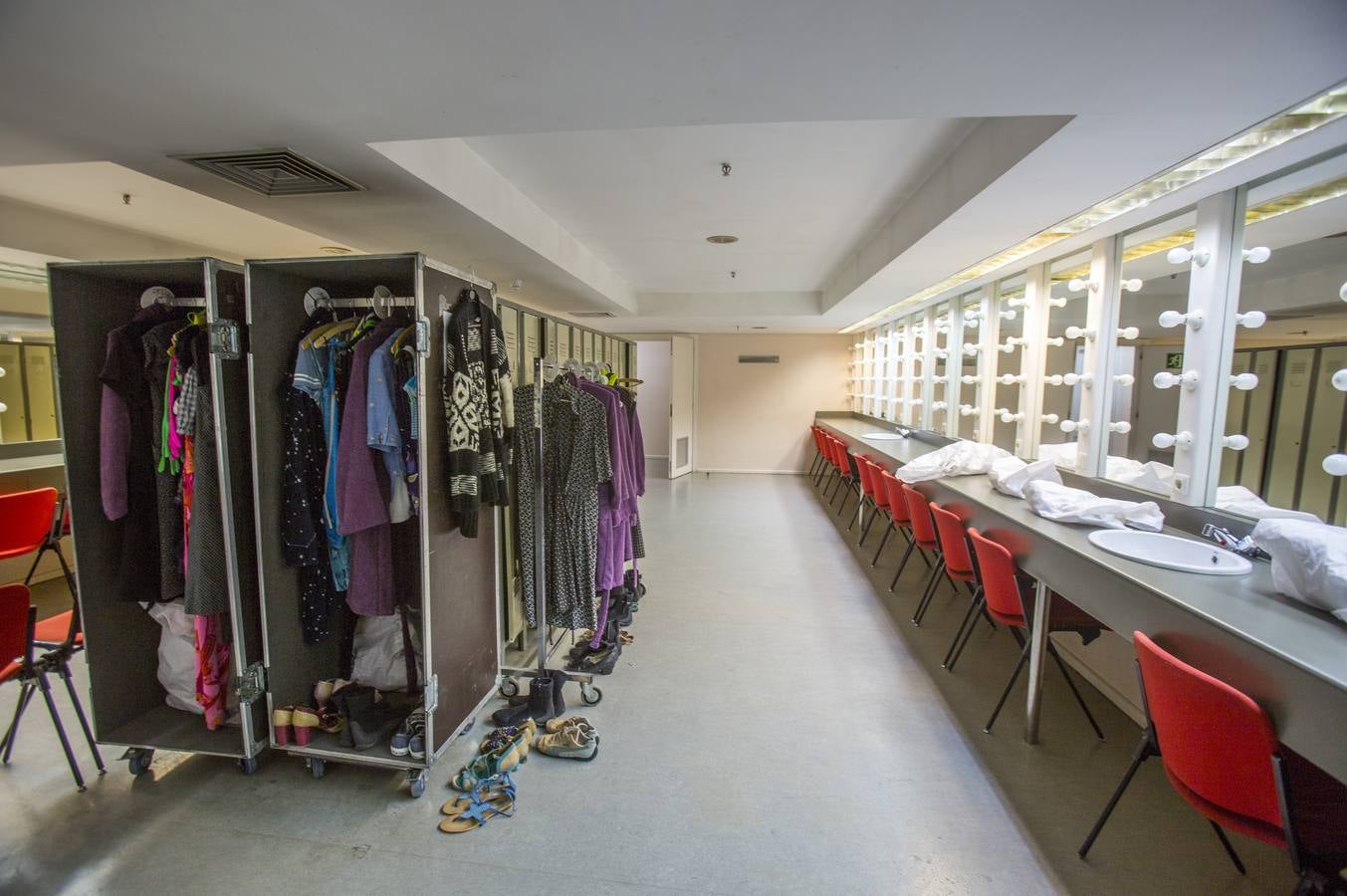 Llega &#039;Mamma mía&#039; y sus 400 vestidos