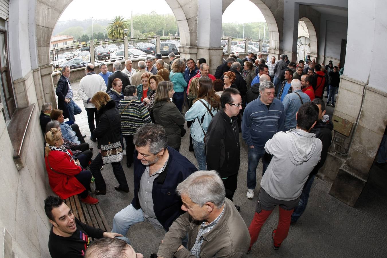 Concentración y asamblea de Sniace