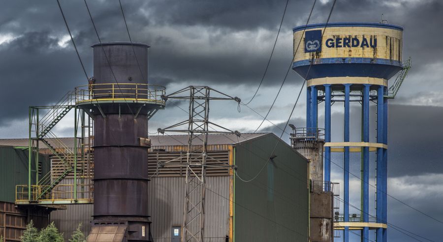 En 2005, la multinacional brasileña Gerdau compra a Sidenor la empresa.