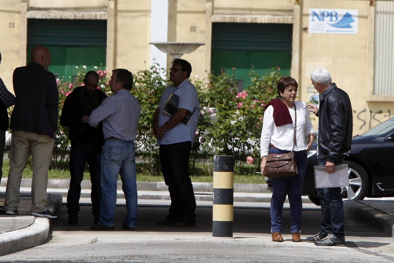 Sniace da marcha atrás en la reversión de los despidos