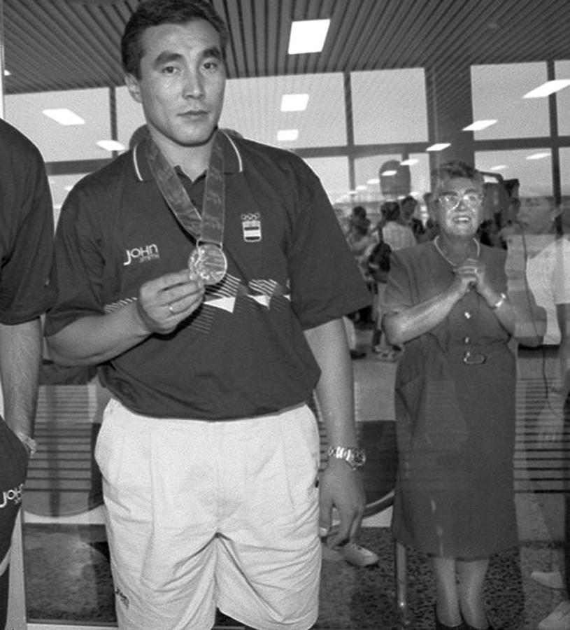 Atlanta, 1996 y Sidney, 2000. Talant Dujshebaev, medalla de bronce en Atlanta y de bronce en Sidney, en Balonmano.