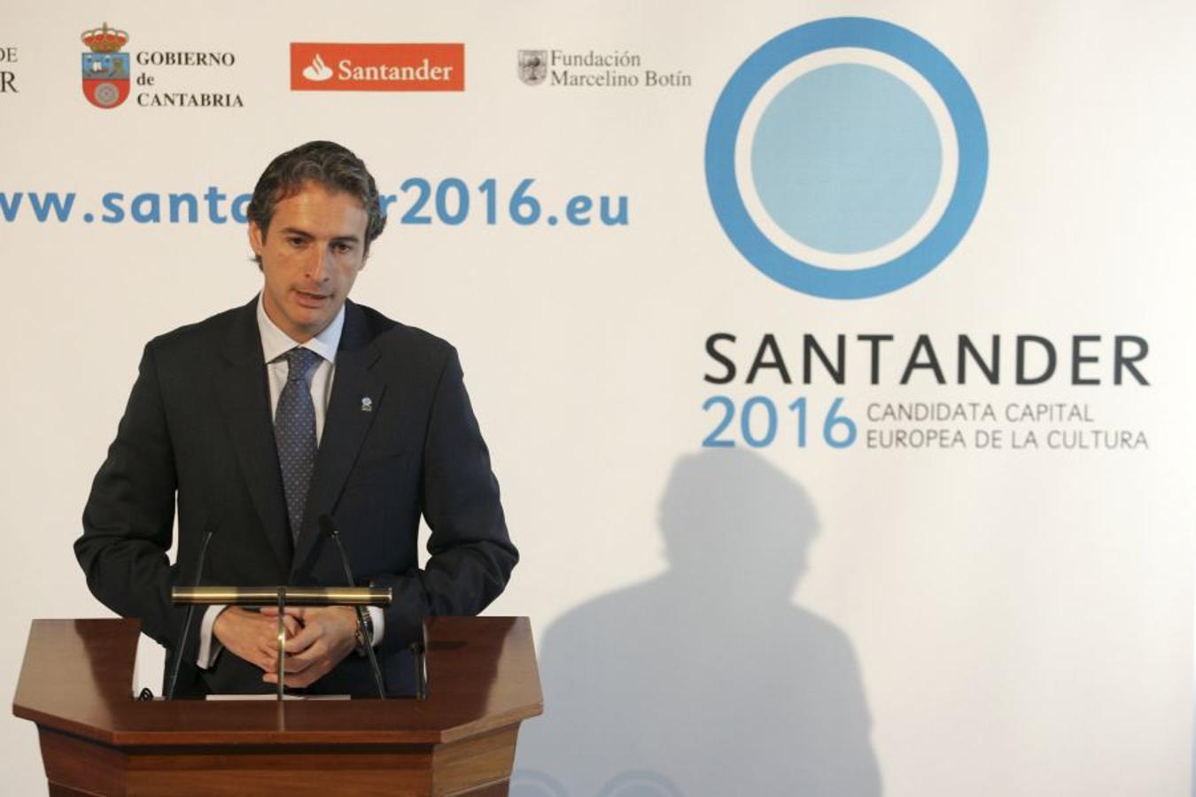 En 2009, durante la constitución de la Fundación Santander 2016.