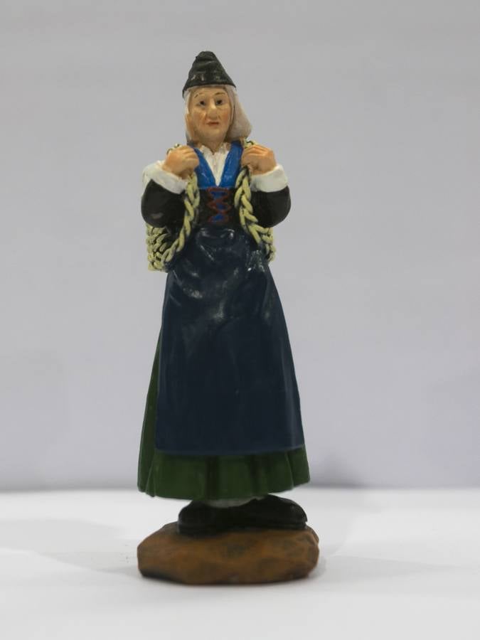La pasiega mayor, pastora.
