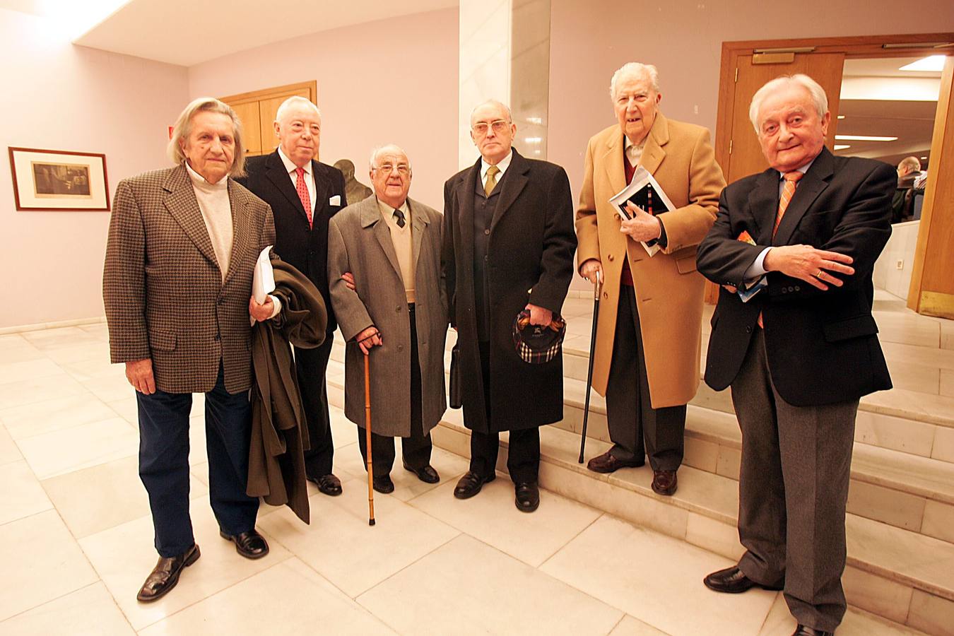 2005.  De izq. a dcha, Julio Maruri, Manuel Arce, Aurelio García Cantalapiedra, Alejandro Gago, Pablo Beltrán de Heredia y Carlos Galán, en el Ateneo de Santander.