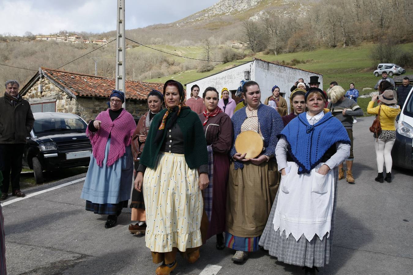 Los zamarrones dan color a Polaciones