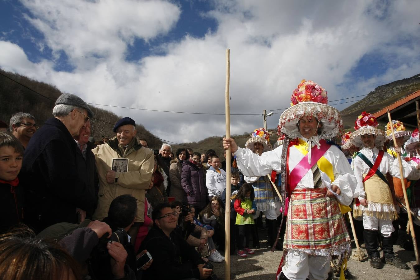 Los zamarrones dan color a Polaciones