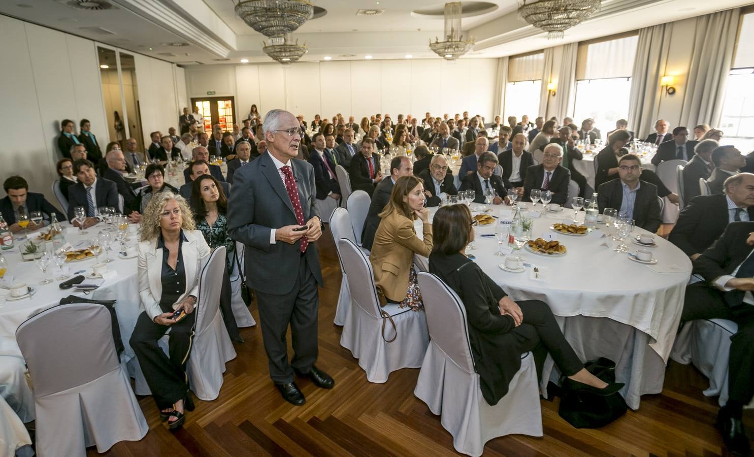 Rafael Pampillón, en el Foro Económico de El Diario Montañés
