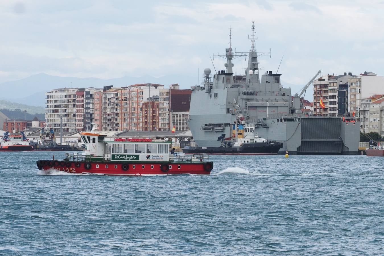 El buque de asalto anfibio &#039;Castilla&#039; ya está en Santander