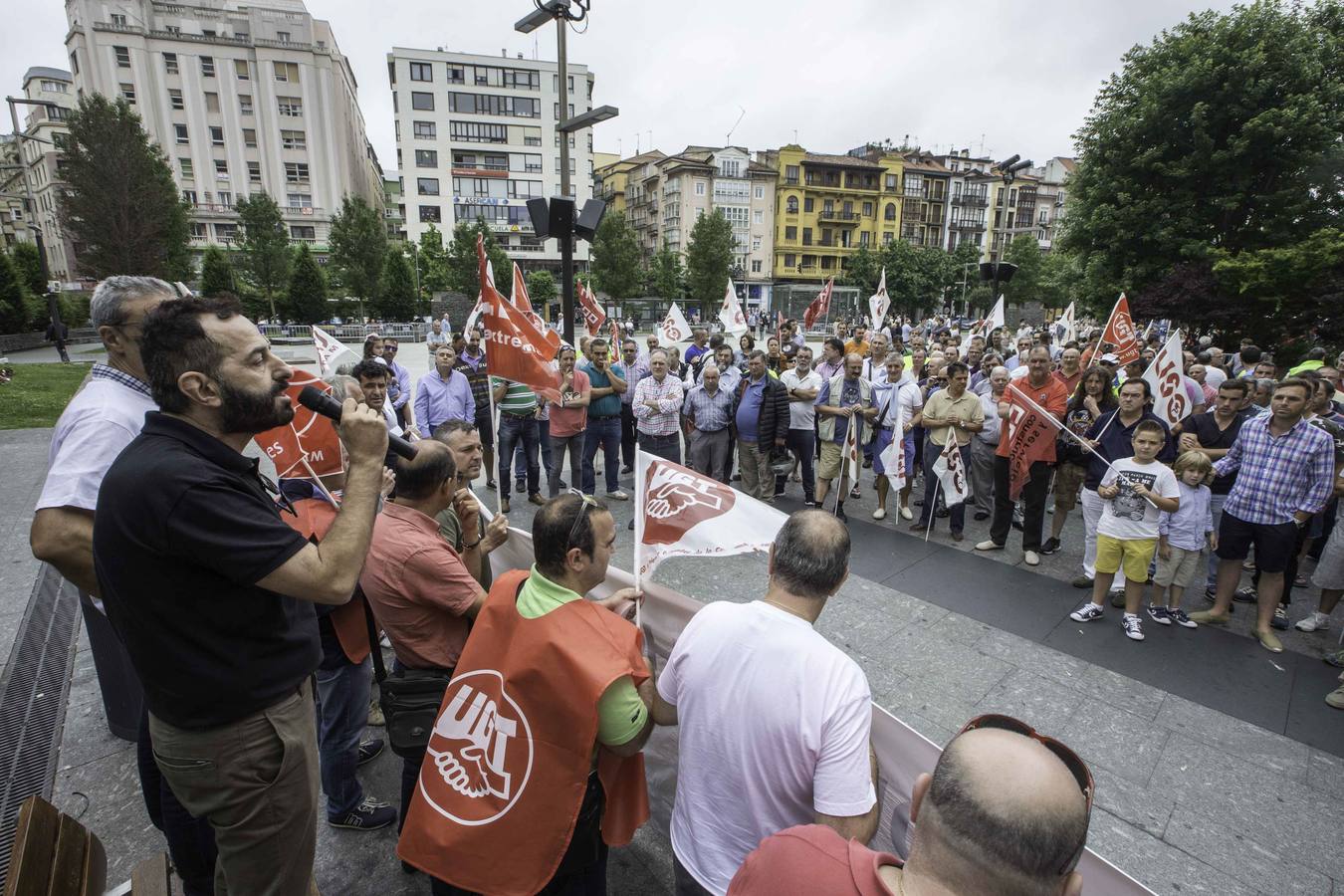 Asamblea de los trabajadores de limpieza de la UTE Ascán-Geaser.