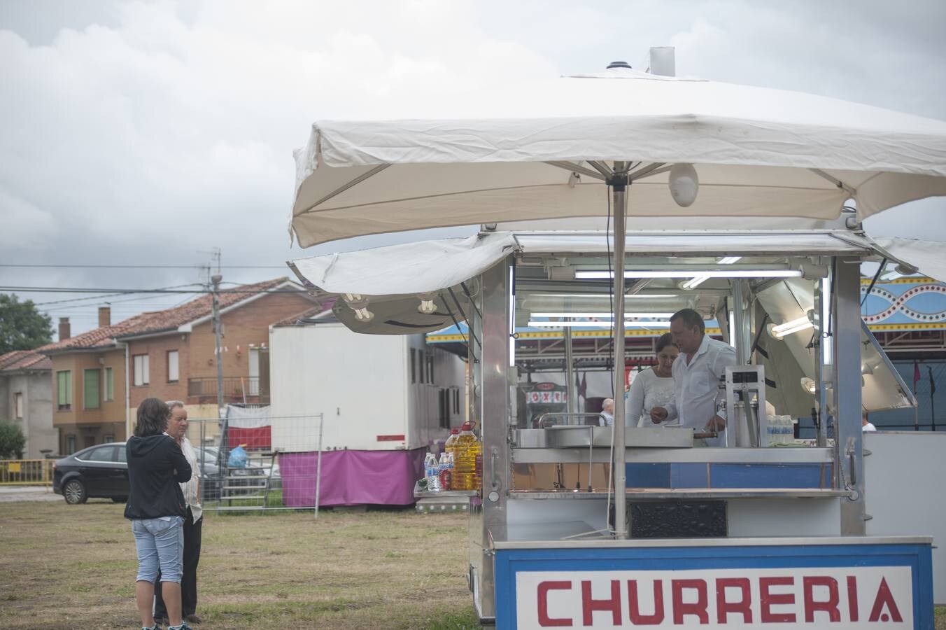 Doce burros compitieron en la tradicional carrera taniega