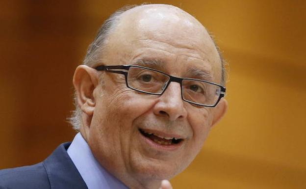 Cristóbal Montoro, ministro de Hacienda