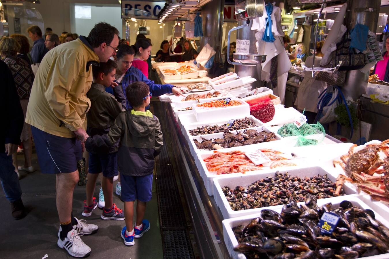 Santander fue ayer la localidad española donde más llovió. Habrá que esperar hasta el jueves para ver una ligera mejoría // Javier Cotera