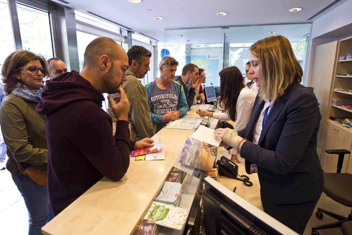 Santander fue ayer la localidad española donde más llovió. Habrá que esperar hasta el jueves para ver una ligera mejoría // Javier Cotera