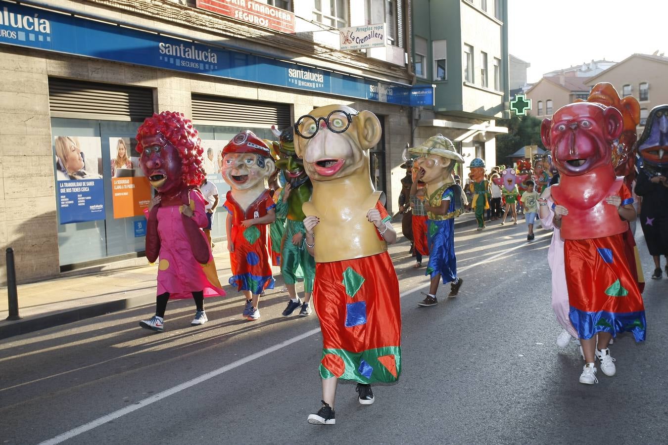 El chupinazo desata la locura en Torrelavega