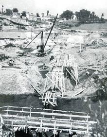 Imagen secundaria 2 - Las obras arrancaron en 1928, pero fueron paralizadas durante años. Presos republicanos ayudaron a los trabajadores ordinarios