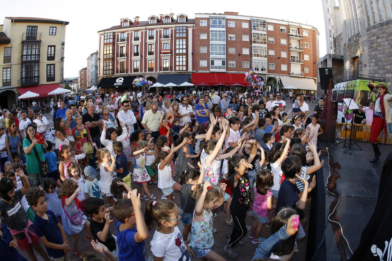 Una verbena para los más jóvenes