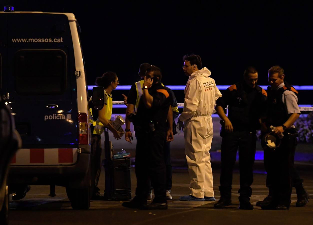 Cinco terroristas abatidos cuando pretendían otro atropello masivo en Cambrils