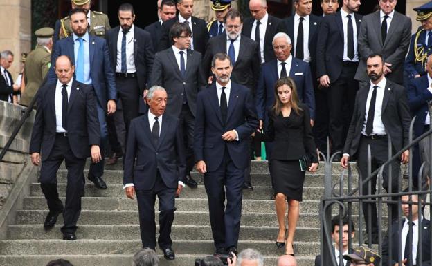 Misa en la Sagrada Familia por las víctimas de los atentados