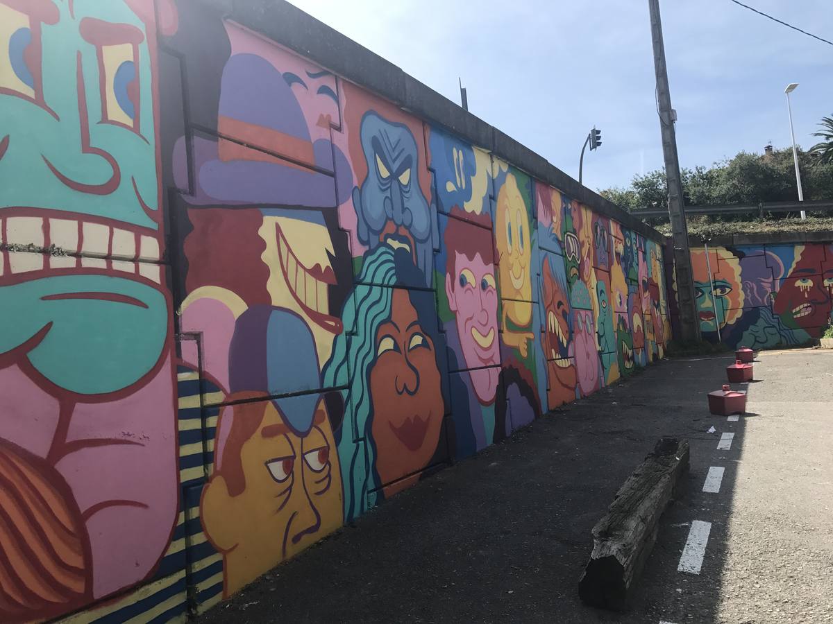 Fresh Wall Somo une el turismo, el surf y el urbanismo a través del arte urbano