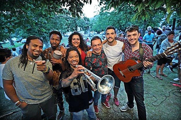 El grupo, afincado en Alemania, cuenta con dos cántabros en la formación. 