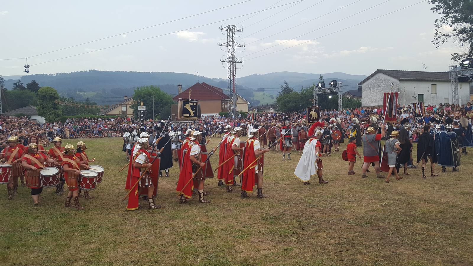 Corocotta reclama a los romanos el precio justo a su cabeza, en la jornada del sábado de la fiesta de Los Corrales de Buelna