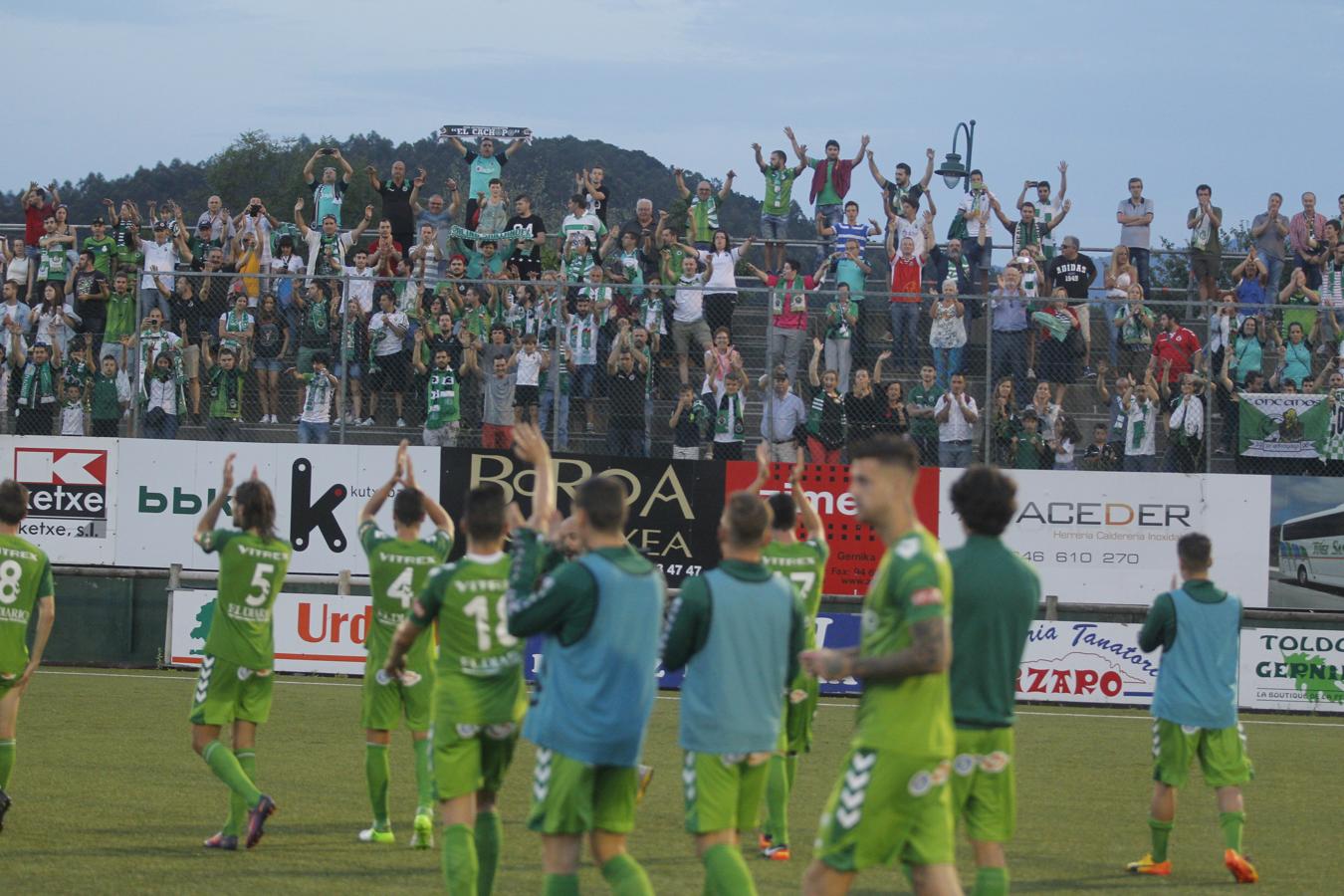 Las mejores imágenes del Gernika-Racing (1-3)