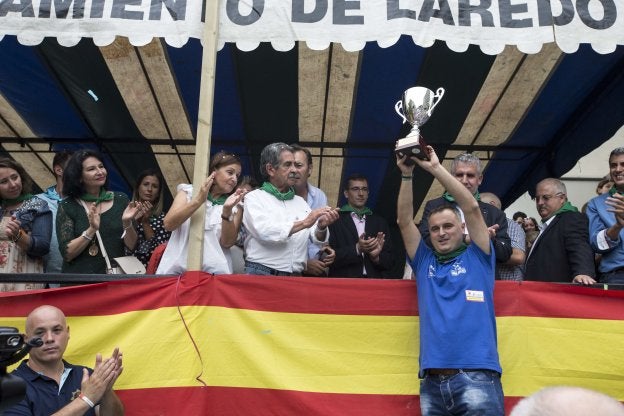 «Las carrozas de Laredo son muy diferentes a las de Holanda»