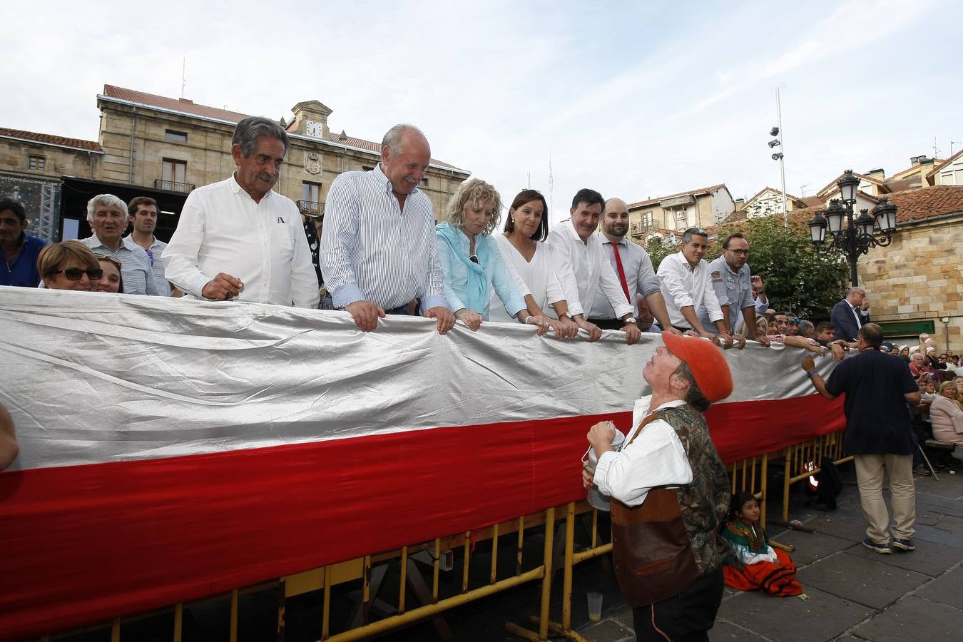 Búscate en las fotos si estuviste en el Día de Campoo