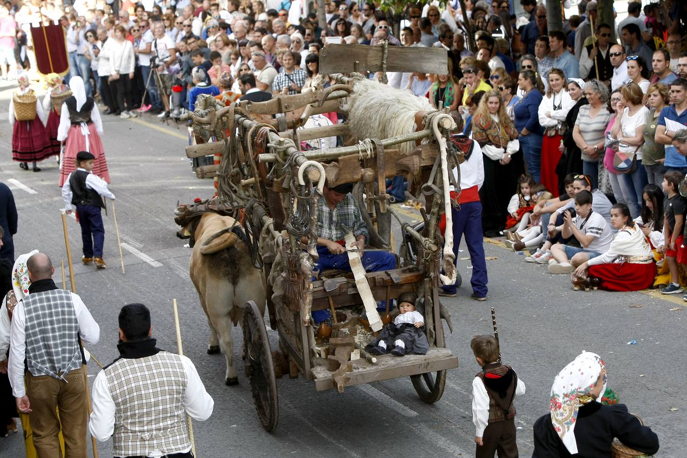 Búscate en las fotos si estuviste en el Día de Campoo